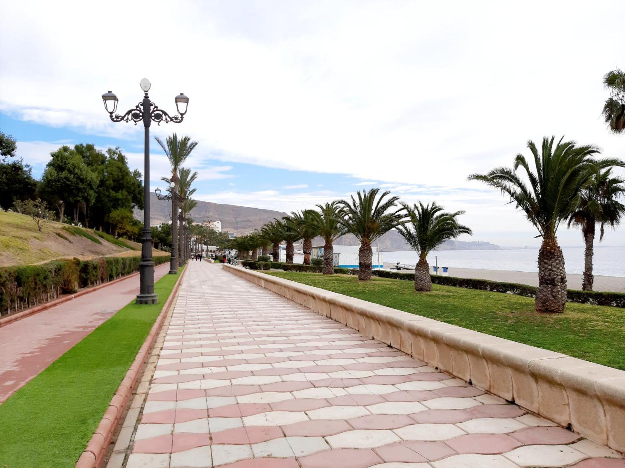 Habitacion Avilena Tropical En Aguadulce Almería Exterior photo