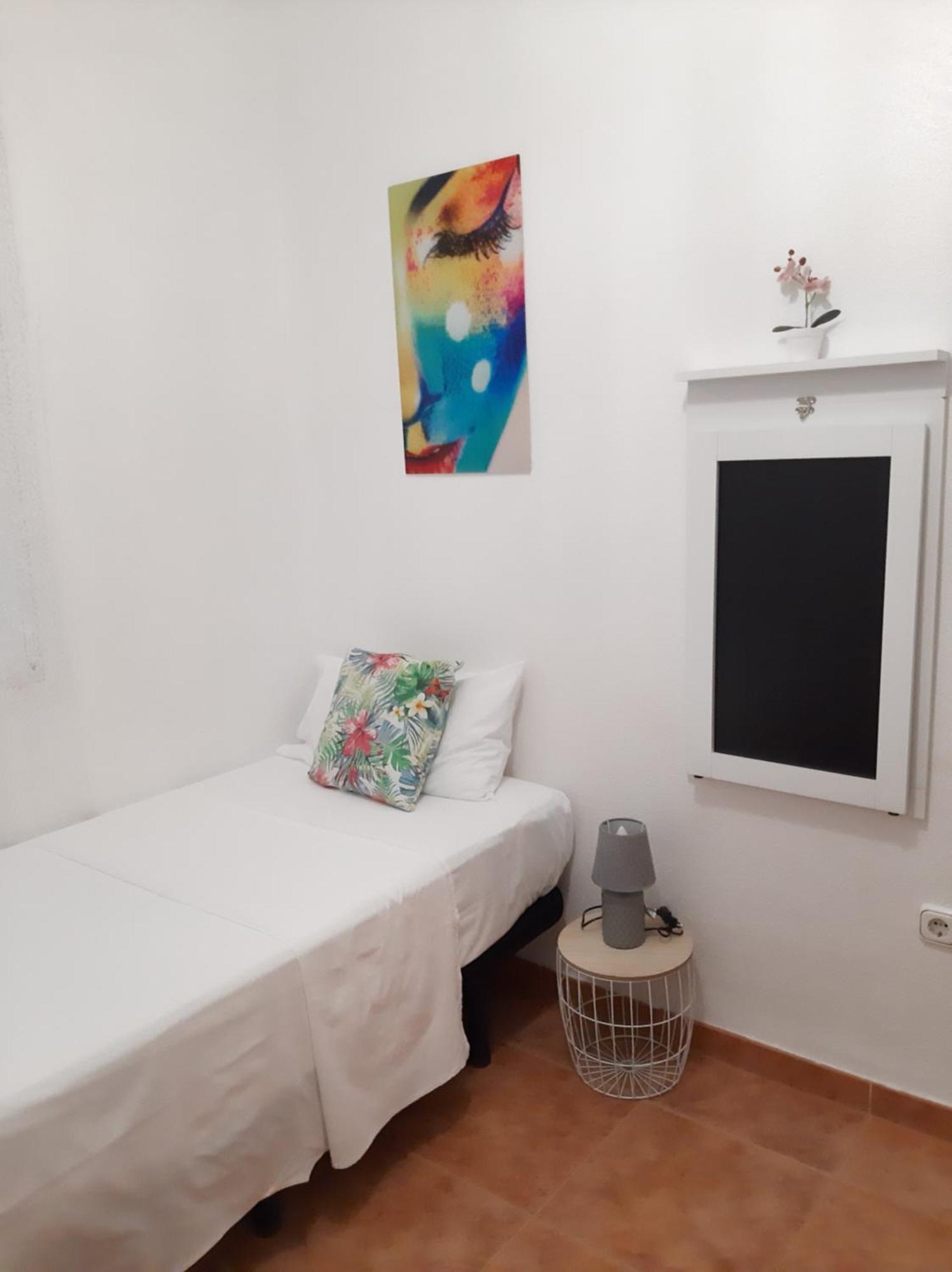 Habitacion Avilena Tropical En Aguadulce Almería Room photo